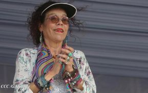 Miles claman por la Paz y la No Violencia