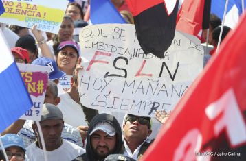 Miles claman por la Paz y la No Violencia