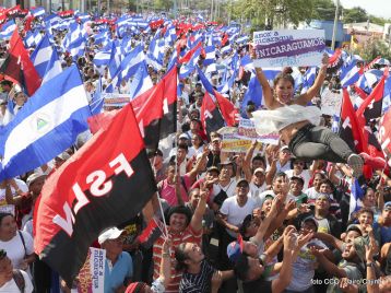 Miles claman por la Paz y la No Violencia