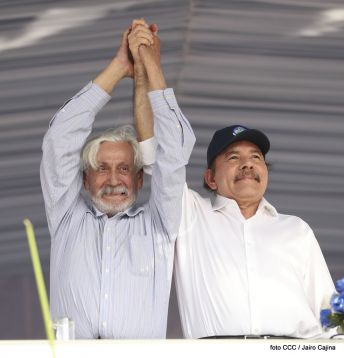 Miles claman por la Paz y la No Violencia