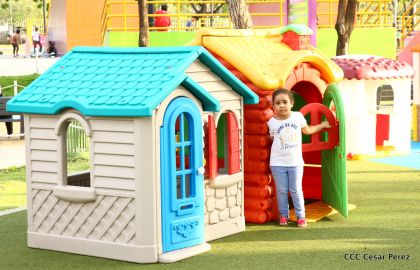 Familias celebran en paz y amor el primero de Mayo en espacios de recreación construidos por el Gobierno