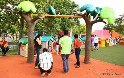 Familias celebran en paz y amor el primero de Mayo en espacios de recreación construidos por el Gobierno