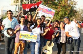 Miles piden por la Paz y el Diálogo en Nicaragua