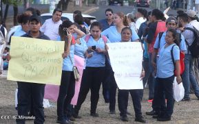 Miles piden por la Paz y el Diálogo en Nicaragua