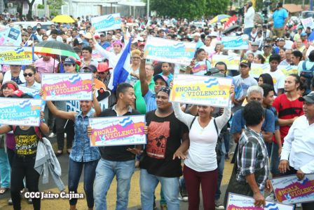 Miles piden por la Paz y el Diálogo en Nicaragua