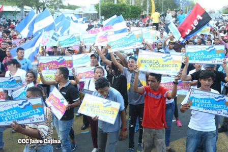 Miles piden por la Paz y el Diálogo en Nicaragua