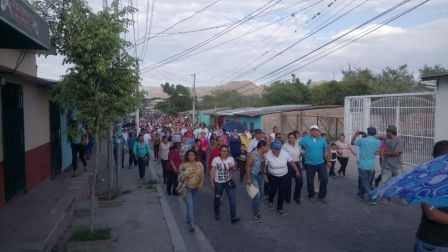 Caminatas y oraciones por la paz en el Día de la Dignidad Nacional