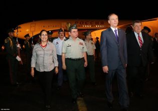 Arriba a Nicaragua importante delegación rusa