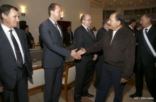 Presidente Daniel sostiene encuentro con delegación de la Federación Rusa
