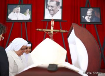 El Cardenal Miguel Obando, una luz en los caminos de Diálogo, Perdón, Reencuentro y Paz