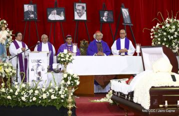 El Cardenal Miguel Obando, una luz en los caminos de Diálogo, Perdón, Reencuentro y Paz