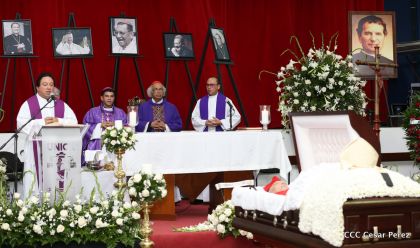 El Cardenal Miguel Obando, una luz en los caminos de Diálogo, Perdón, Reencuentro y Paz