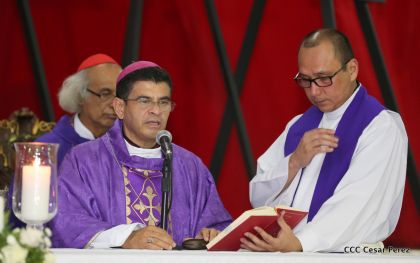 El Cardenal Miguel Obando, una luz en los caminos de Diálogo, Perdón, Reencuentro y Paz