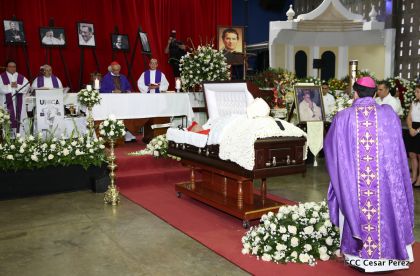 El Cardenal Miguel Obando, una luz en los caminos de Diálogo, Perdón, Reencuentro y Paz