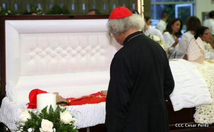 El Cardenal Miguel Obando, una luz en los caminos de Diálogo, Perdón, Reencuentro y Paz