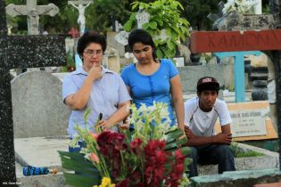 Nicaragua visita cementerios en Día de los Fieles Difuntos