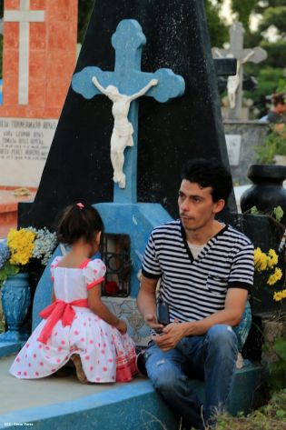 Nicaragua visita cementerios en Día de los Fieles Difuntos