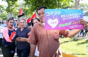 Miles caminaron por la Paz en Nicaragua