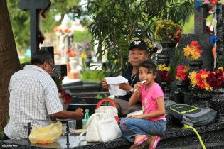 Nicaragua visita cementerios en Día de los Fieles Difuntos