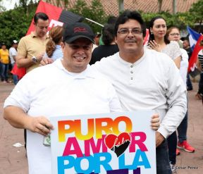 Pueblo nicaragüense camina por la paz y la tranquilidad