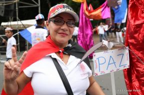 Pueblo nicaragüense camina por la paz y la tranquilidad