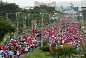 Pueblo nicaragüense camina por la paz y la tranquilidad