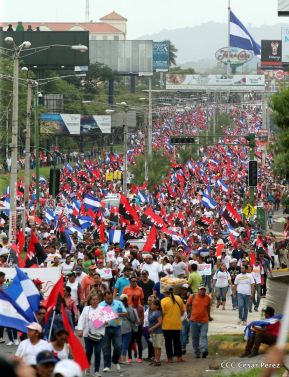 Pueblo nicaragüense camina por la paz y la tranquilidad