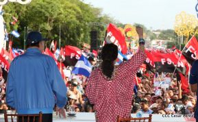 Pueblo nicaragüense camina por la paz y la tranquilidad