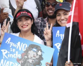 Pueblo nicaragüense camina por la paz y la tranquilidad