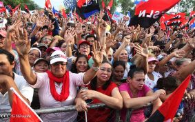 Pueblo nicaragüense camina por la paz y la tranquilidad