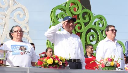 Familias reafirman compromiso por la paz y ratifican apoyo al Gobierno del Presidente Daniel y la Compañera Rosario