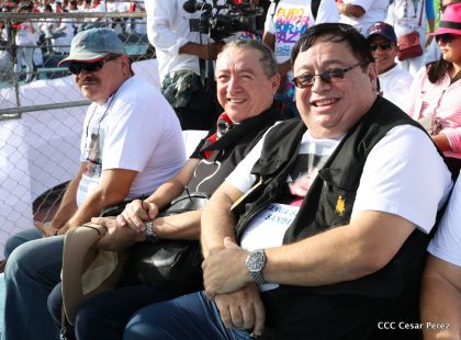 Familias reafirman compromiso por la paz y ratifican apoyo al Gobierno del Presidente Daniel y la Compañera Rosario