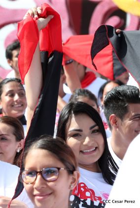 Familias reafirman compromiso por la paz y ratifican apoyo al Gobierno del Presidente Daniel y la Compañera Rosario