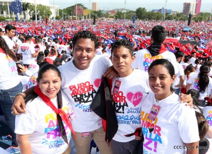 Familias reafirman compromiso por la paz y ratifican apoyo al Gobierno del Presidente Daniel y la Compañera Rosario