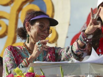 Familias reafirman compromiso por la paz y ratifican apoyo al Gobierno del Presidente Daniel y la Compañera Rosario