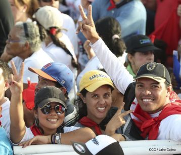 Familias reafirman compromiso por la paz y ratifican apoyo al Gobierno del Presidente Daniel y la Compañera Rosario