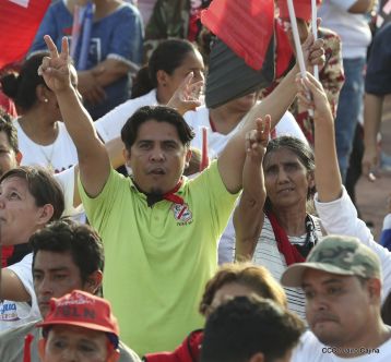 Familias reafirman compromiso por la paz y ratifican apoyo al Gobierno del Presidente Daniel y la Compañera Rosario