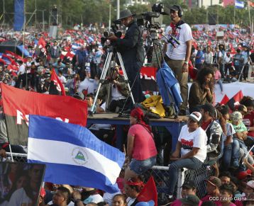 Familias reafirman compromiso por la paz y ratifican apoyo al Gobierno del Presidente Daniel y la Compañera Rosario