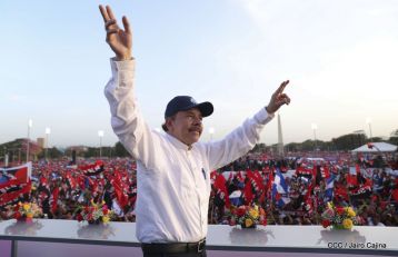 Familias reafirman compromiso por la paz y ratifican apoyo al Gobierno del Presidente Daniel y la Compañera Rosario