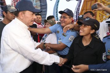 Familias reafirman compromiso por la paz y ratifican apoyo al Gobierno del Presidente Daniel y la Compañera Rosario