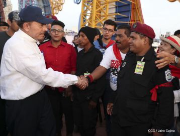 Familias reafirman compromiso por la paz y ratifican apoyo al Gobierno del Presidente Daniel y la Compañera Rosario