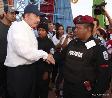 Familias reafirman compromiso por la paz y ratifican apoyo al Gobierno del Presidente Daniel y la Compañera Rosario