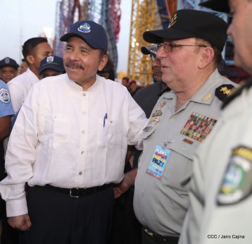 Familias reafirman compromiso por la paz y ratifican apoyo al Gobierno del Presidente Daniel y la Compañera Rosario