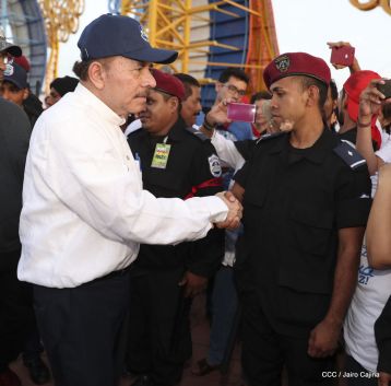 Familias reafirman compromiso por la paz y ratifican apoyo al Gobierno del Presidente Daniel y la Compañera Rosario