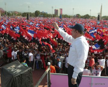 Familias reafirman compromiso por la paz y ratifican apoyo al Gobierno del Presidente Daniel y la Compañera Rosario