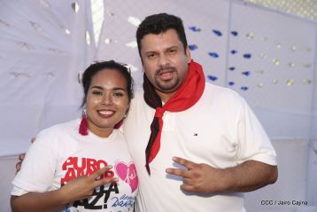 Familias reafirman compromiso por la paz y ratifican apoyo al Gobierno del Presidente Daniel y la Compañera Rosario