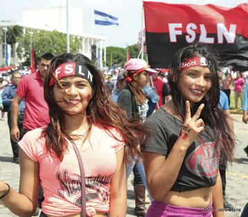 Familias reafirman compromiso por la paz y ratifican apoyo al Gobierno del Presidente Daniel y la Compañera Rosario