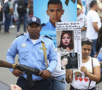 Familias nicaragüenses exigen justicia para las víctimas del terrorismo golpista
