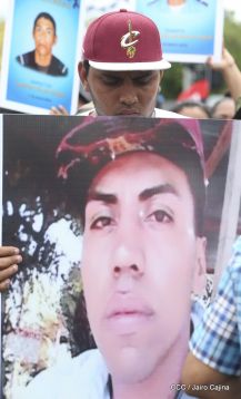 Familias nicaragüenses exigen justicia para las víctimas del terrorismo golpista