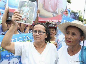 Familias nicaragüenses exigen justicia para las víctimas del terrorismo golpista